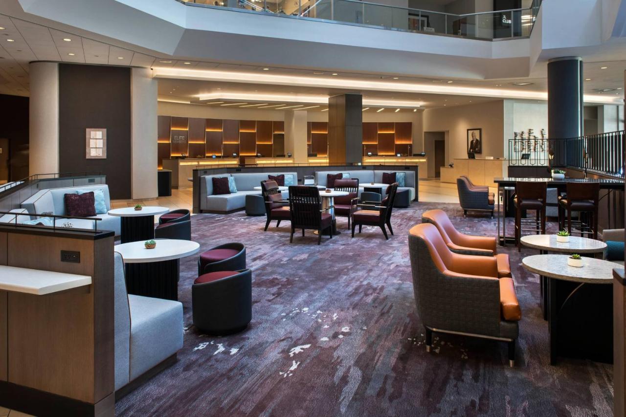 Отель Boston Marriott Copley Place Экстерьер фото